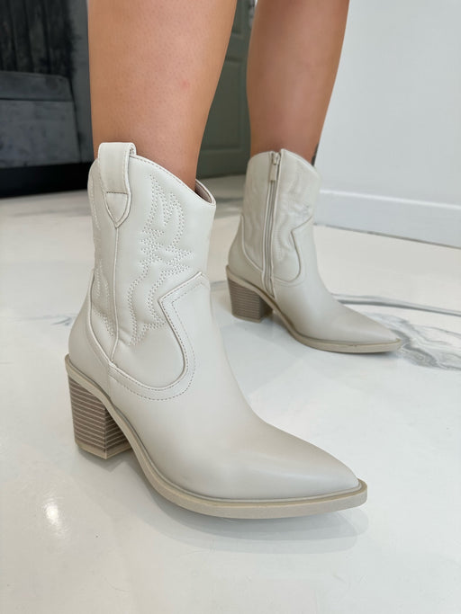Miley - Cream Short Ankle Faux Leather Heeled Cow Boy Boots