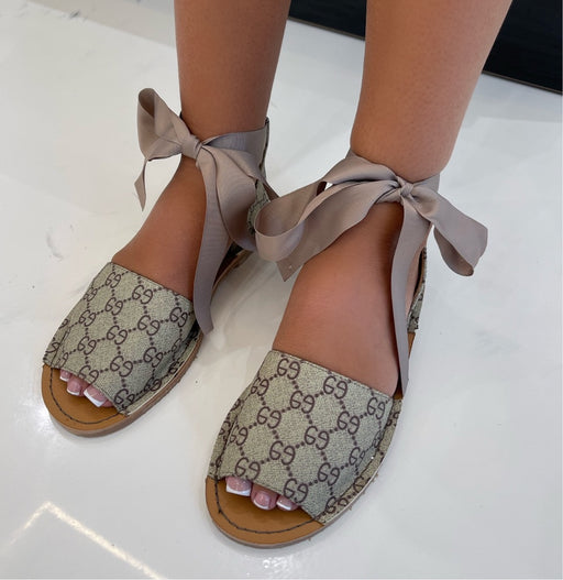 Aariya - Beige EE Tie Up Flat Peep Toe Sandals